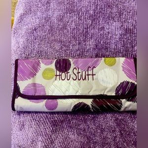 Brand New Hot Iron Case never used. Brand is Thirty-One.